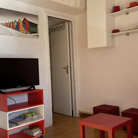Pavillon Calme A Plage, 6 Couchages, Grande Terrasse, Piscine Et Parking Prive - Fr-1-229b-67 Holiday home Narbonne